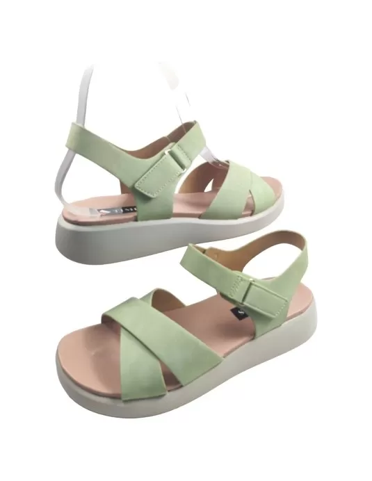 sandalia comoda en color verde - Timbos zapatos
