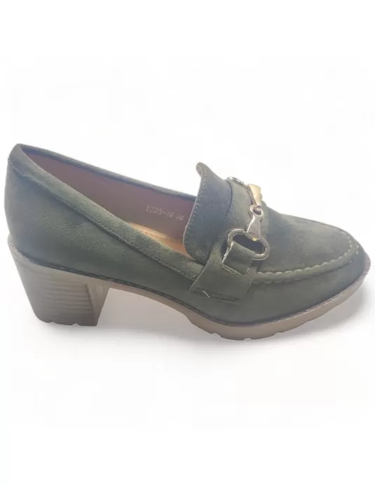 Mocasín verde de mujer con tacón - Timbos Zapatos