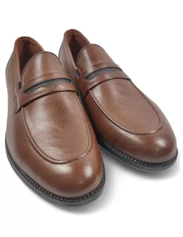 Mocasín de hombre para vestir, color cuero - Timbos Zapatos