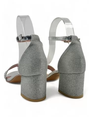 Sandalia plateadas con tacón ancho y bajo - Timbos Zapatos