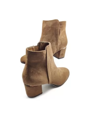Botín tacón de mujer en color marrón - Timbos Zapatos
