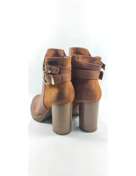 Botín tacón de mujer en color camel - Timbos Zapatos