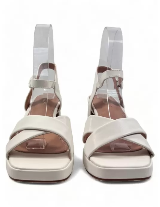 Sandalia tacón color blanco de novias - Timbos zapatos