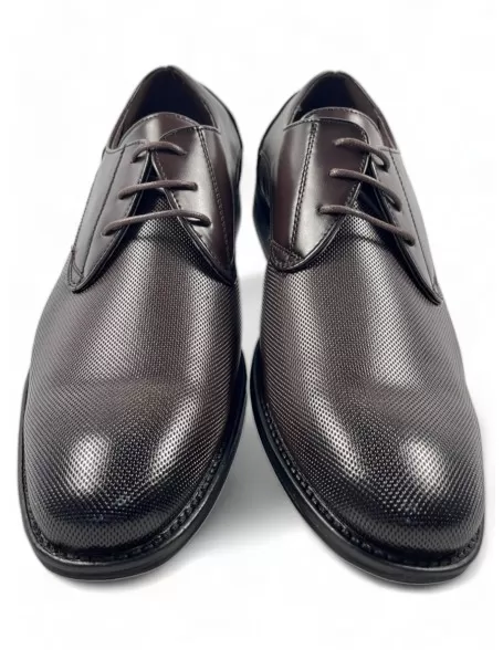 Zapato de hombre para vestir, color marron Timbos zapatos