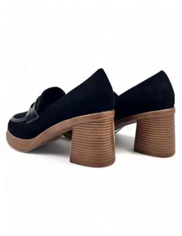 Mocasín tacón de mujer color negro - Timbos Zapatos