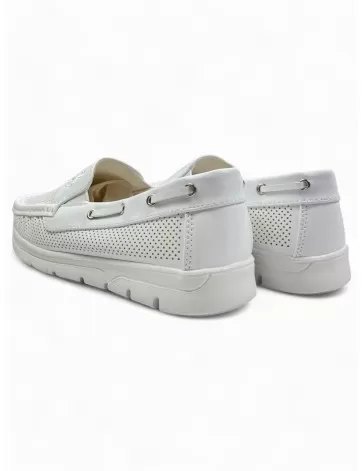 Mocasín cómodo de hombre color blanco - Timbos Zapatos