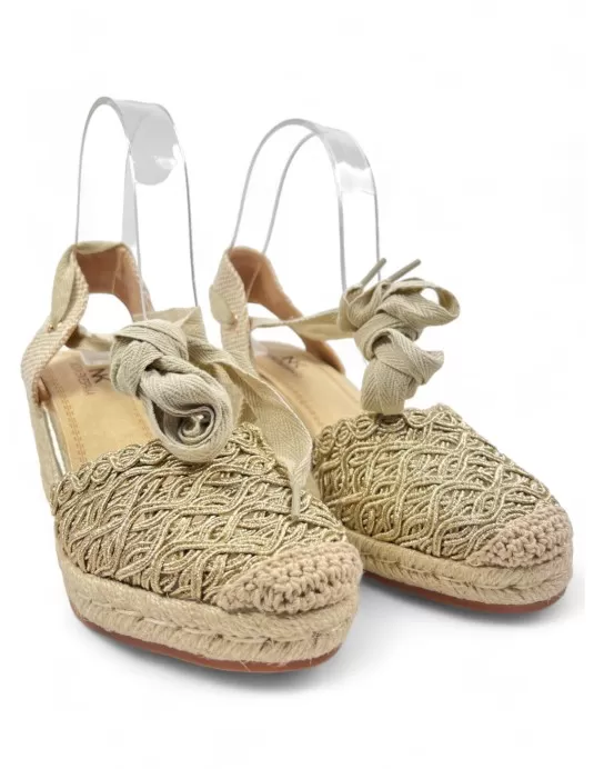 Sandalia cuña de esparto color oro - Timbos Zapatos