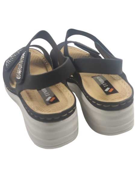 sandalia cuña cómoda en color negro - Timbos zapatos