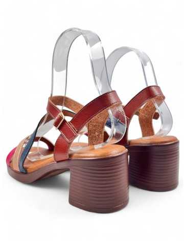 Sandalia de tacón de madera en color rojo - Timbos Zapatos