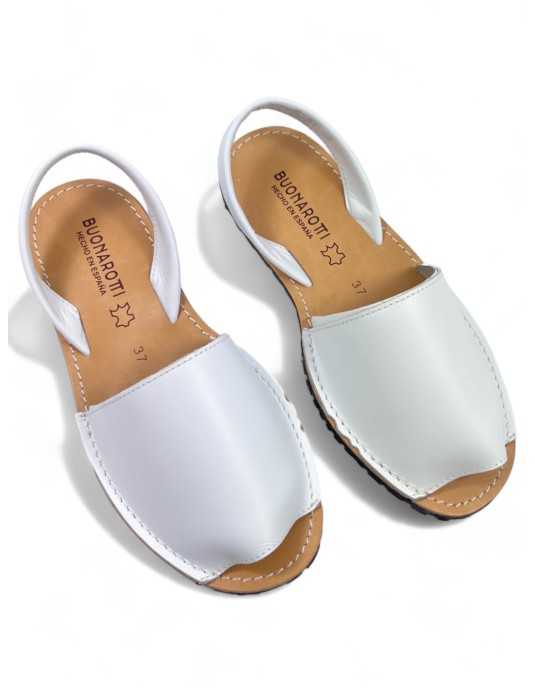 Menorquina de piel para mujer en color blanco - Timbos Zapatos