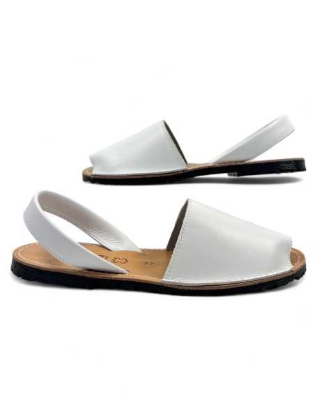 Menorquina de piel para mujer en color blanco - Timbos Zapatos