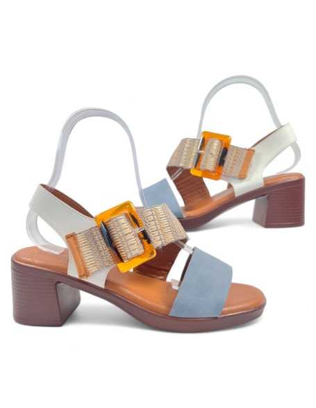 Sandalia de tacón de madera en color celeste - Timbos Zapatos