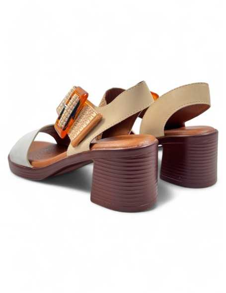 Sandalia de tacón de madera en color blanco - Timbos Zapatos