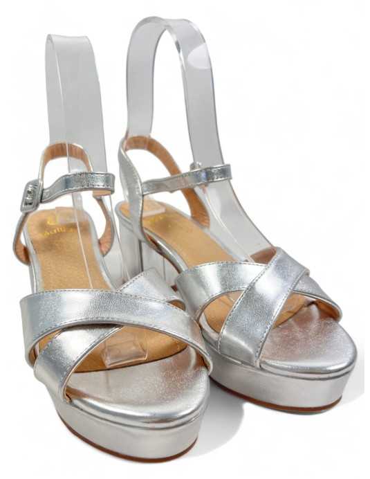 Sandalia de fiesta con tacón y plataforma colo plata - Timbos Zapatos