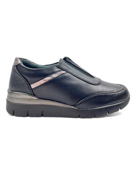 Deportivo con cuña de mujer color negro - Timbos Zapatos