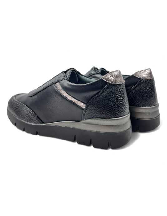 Deportivo con cuña de mujer color negro - Timbos Zapatos